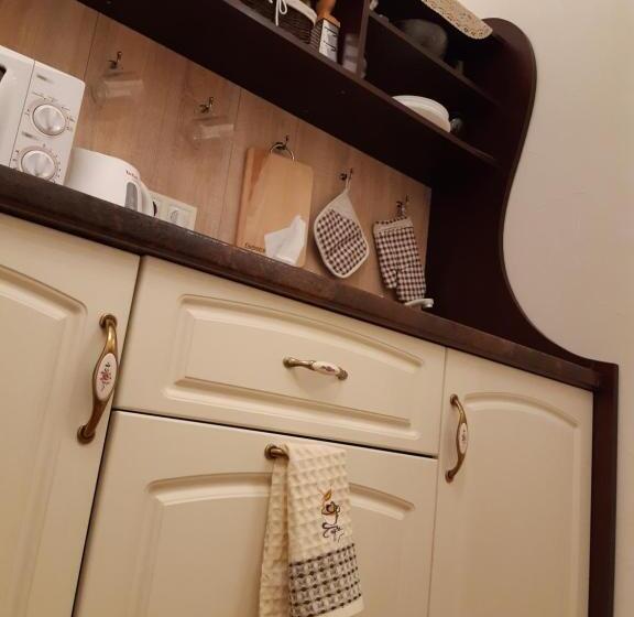 سوئیت با بالکن, Apartment Nr. 8