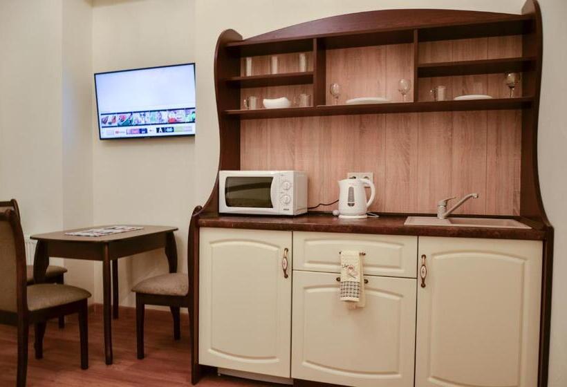 سوئیت با بالکن, Apartment Nr. 8