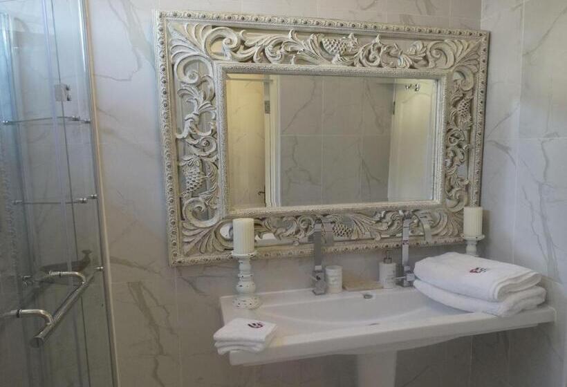 سوئیت پرزیدنت, Elegant & Exclusive Boutique Guesthouse