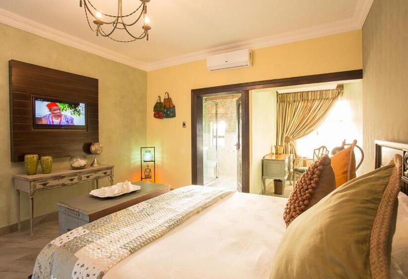 Deluxe Suite King Bed, Elegant & Exclusive Boutique Guesthouse