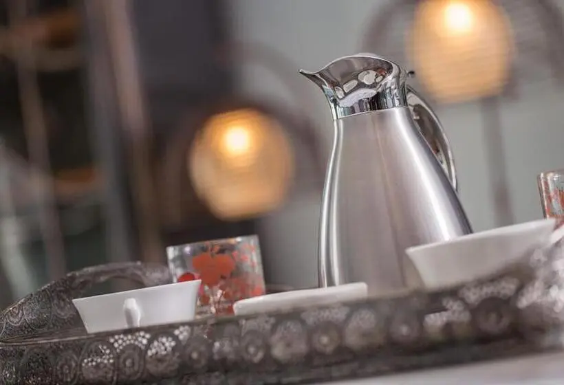 استودیوی استاندارد, Elegant & Exclusive Boutique Guesthouse