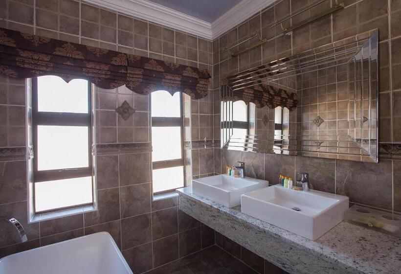 استودیوی استاندارد, Elegant & Exclusive Boutique Guesthouse