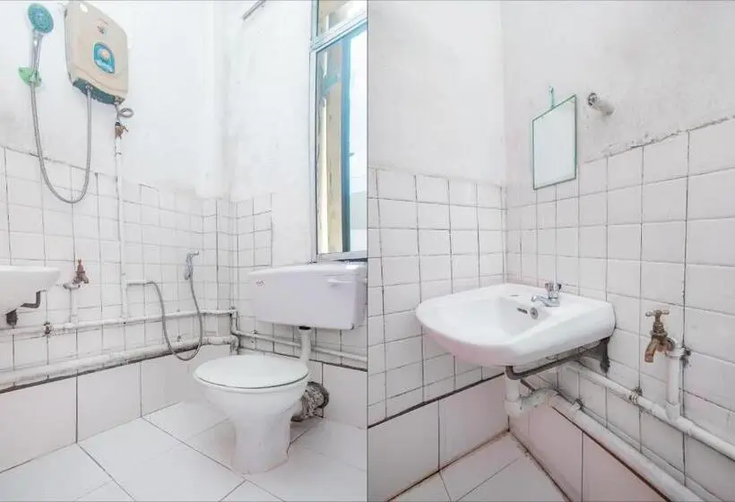 Deluxe Kolmen Hengen Huone, Spot On 89706 Today