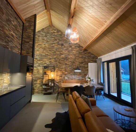 Апартаменты 2 Спальни, Apartmentshaus Dual   2