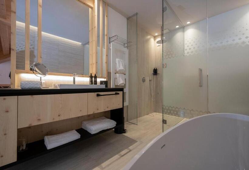 デラックスジュニアスイート, Ciampedie Luxury Alpine Spa