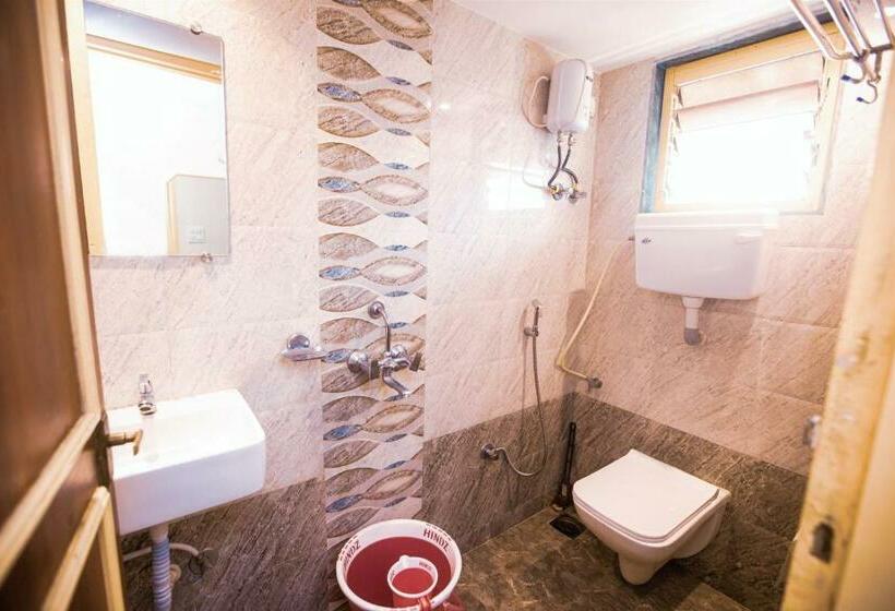 اتاق لوکس, Platinum Residency Colaba