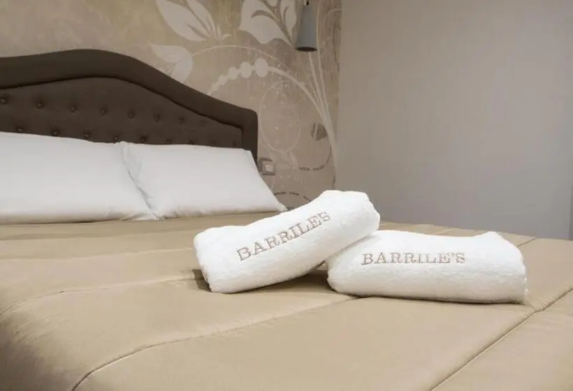 スーペリアールーム, Barrile's