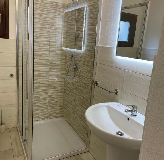 غرفة إقتصادية, Barrile's