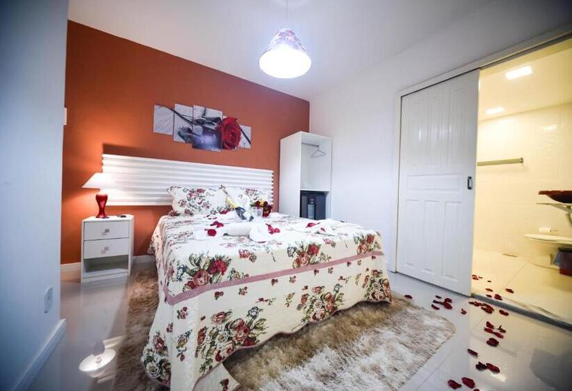 سوئیت با وان آب گرم, Pousada De Itaipava