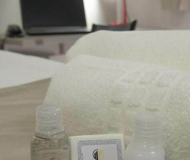 חדר סטנדרט יחיד, Asa