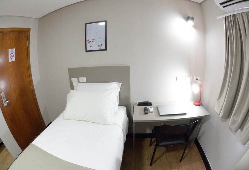 חדר סטנדרט יחיד, Asa