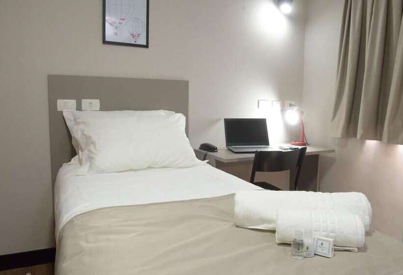 חדר סטנדרט יחיד, Asa