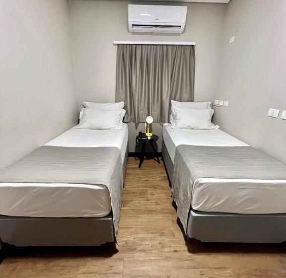 חדר סטנדרט, Asa