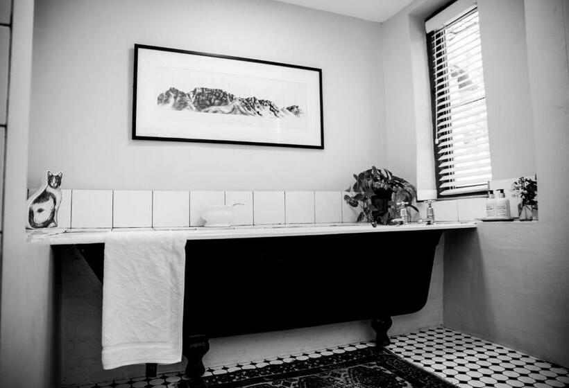 غرفة قياسية, The Bethesda