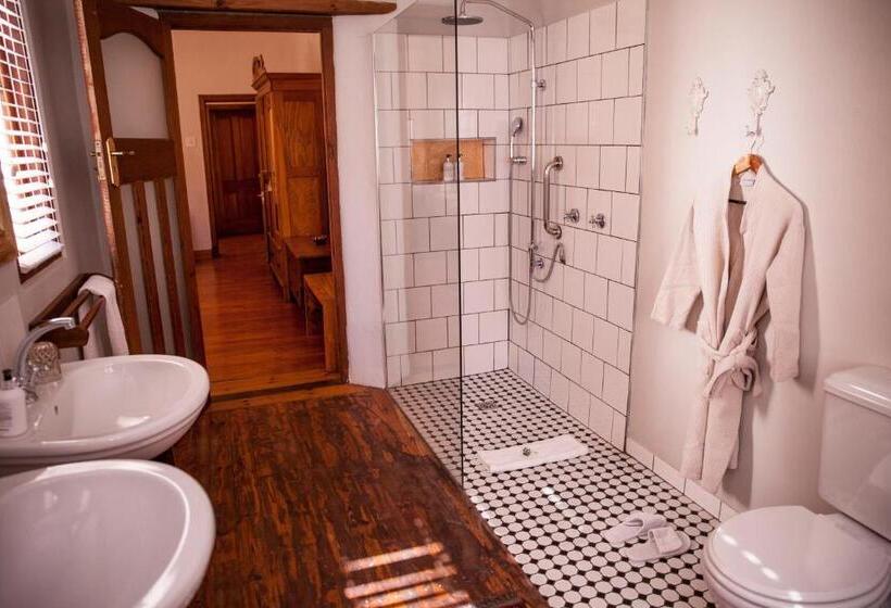 غرفة سوبيريور سرير كينج, The Bethesda