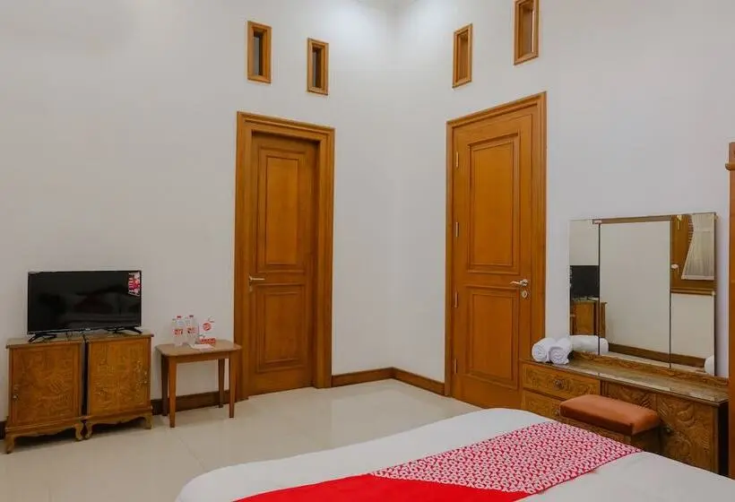 デラックスルーム, Oyo 2295 Daffi Family Residence