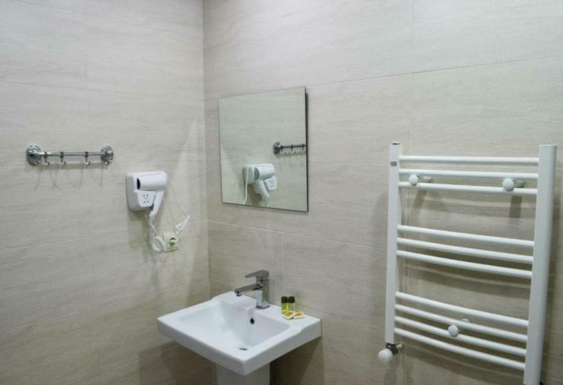 اتاق استاندارد با بالکن, Taba Hall Boutique