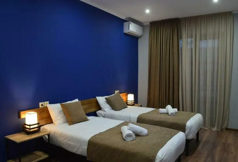 اتاق لوکس با بالکن, Taba Hall Boutique
