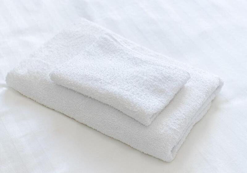 غرفة قياسية فردية, Tsuru Sendai