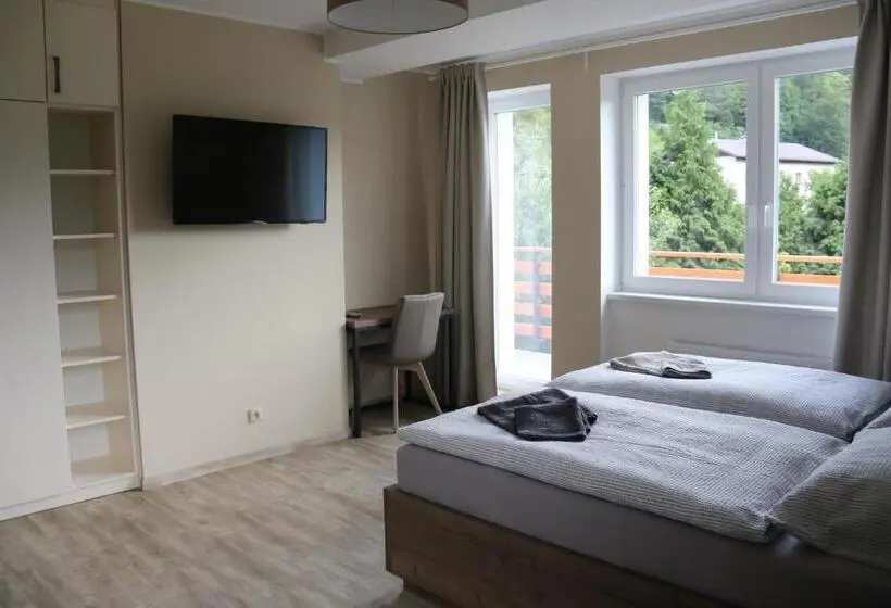 バルコニー付スイート, Apartmány Lama
