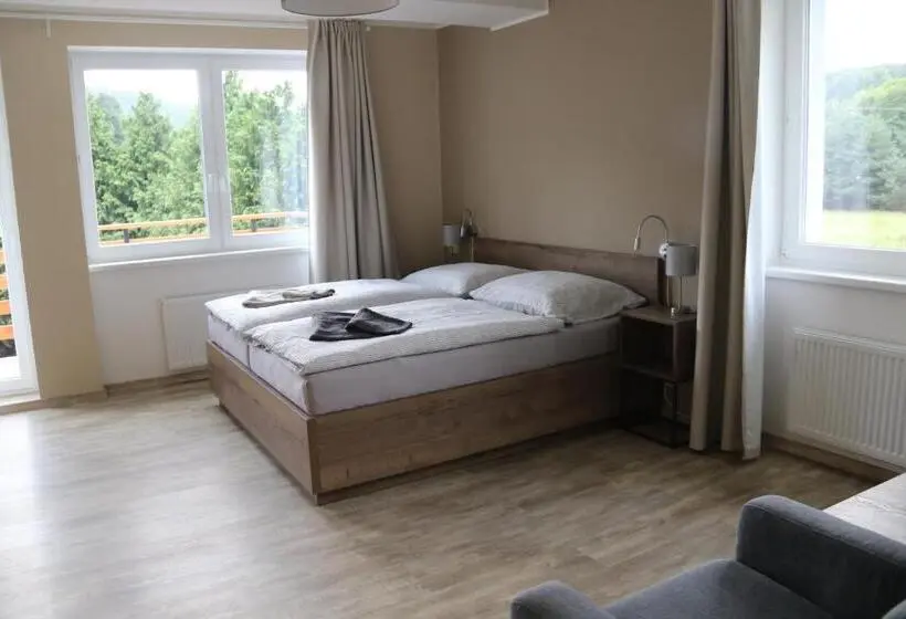 バルコニー付スイート, Apartmány Lama