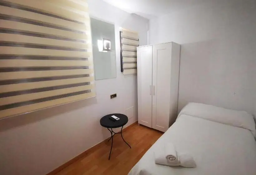 スタンダードシングルルーム, Hostal Quinta Santillan