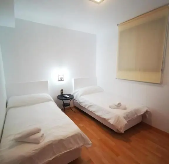バス共有のスタンダードルーム, Hostal Quinta Santillan