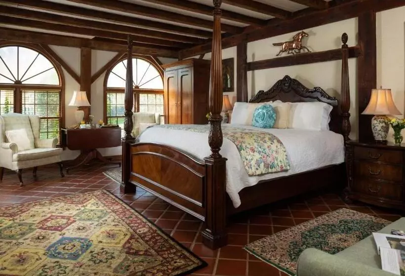 Superior Suite, Prospect Hill Inn & Restaurant