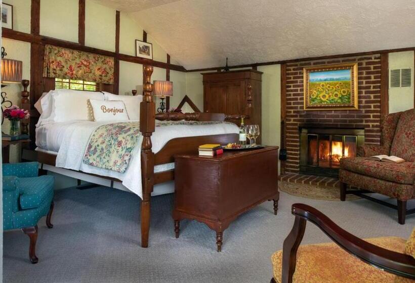 Standard Room, Prospect Hill Inn & Restaurant