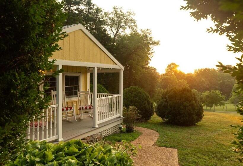 Superior Suite, Prospect Hill Inn & Restaurant