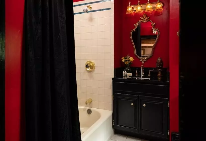 Deluxe Room, Prospect Hill Inn & Restaurant