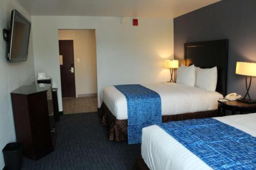 غرفة قياسية, Travelodge By Wyndham Water S Edge Hotel   Racine