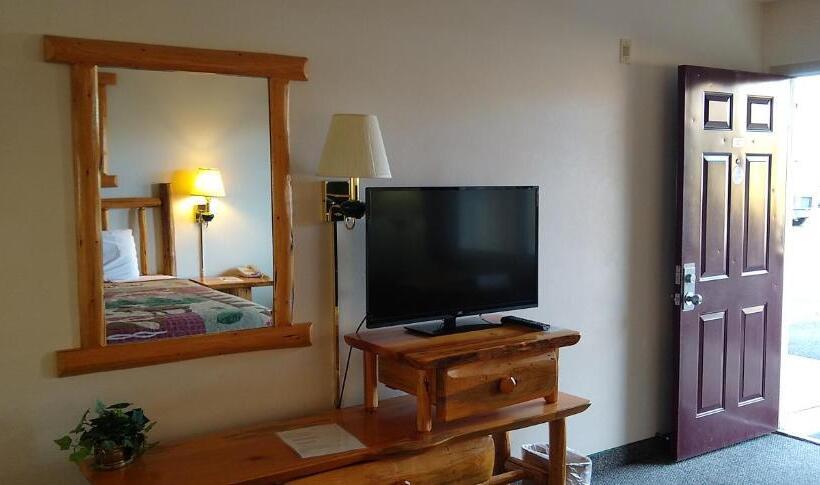 غرفة ديلوكس, Ponderosa Motel