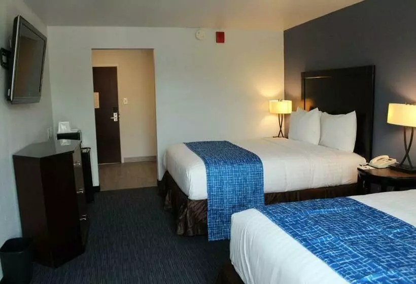 スタンダードルーム, Travelodge By Wyndham Water S Edge Hotel   Racine