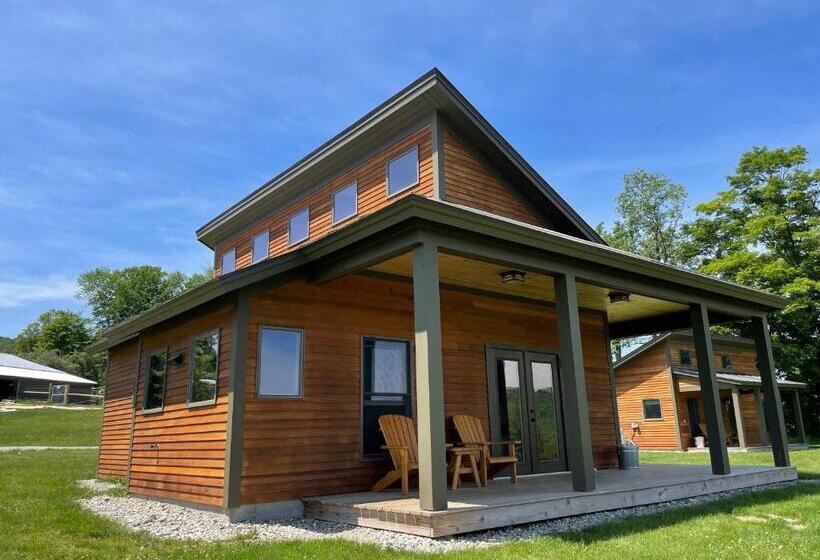 2间卧室的房子, Fat Sheep Farm & Cabins