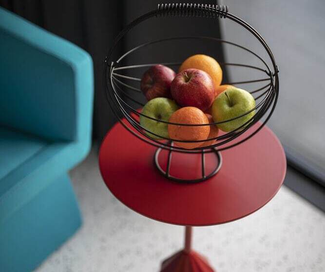 سوییت, Map Boutique