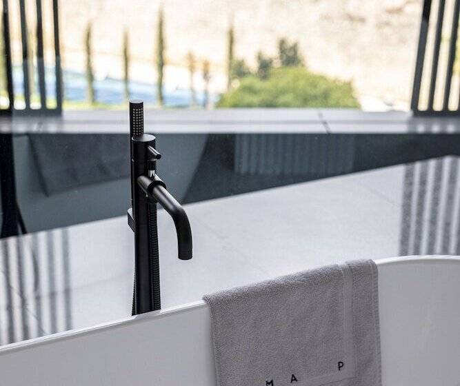 سوییت, Map Boutique