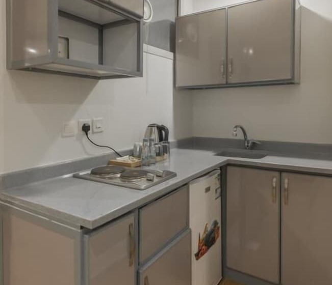 デラックススタジオ, Myrtle Hotel Al Shohadaa