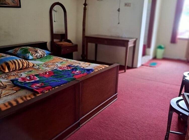 Standard Enkelrum, Wisma & Kantin Amanda