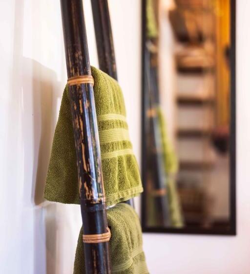 Номер Стандарт Вид на Бассейн, Black Bamboo B&b