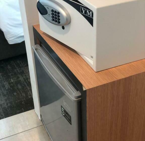 Quarto superior, 7 Suria