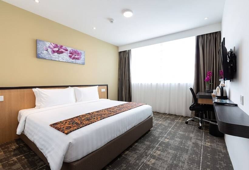 Quarto superior, 7 Suria