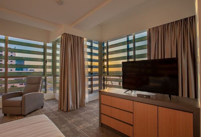 Quarto Executivo Cama King, 7 Suria