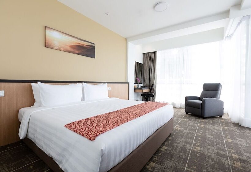 Quarto Executivo Cama King, 7 Suria