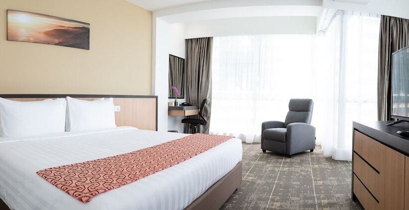 Quarto Executivo Cama King, 7 Suria