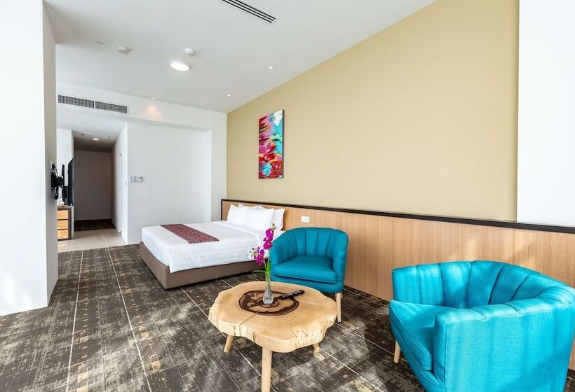 Quarto Premium, 7 Suria