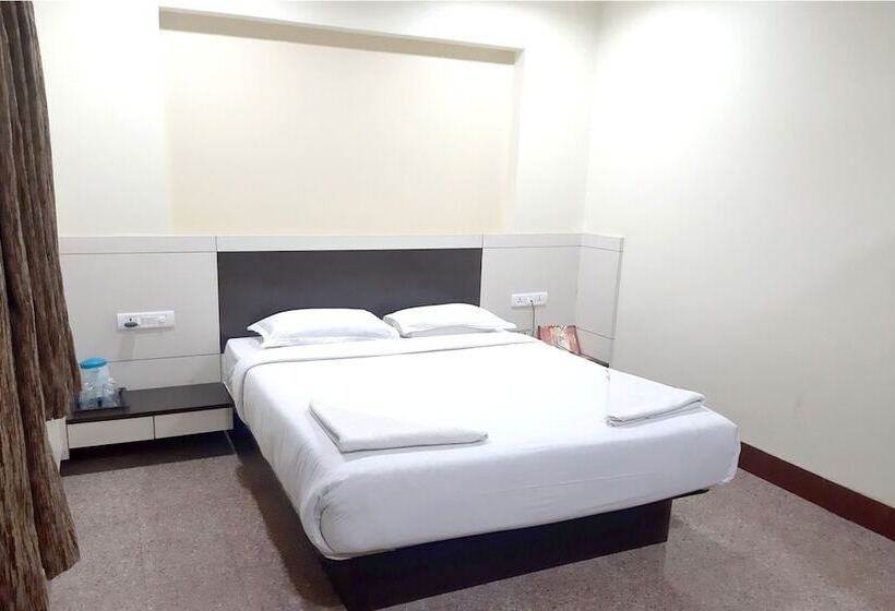 اتاق استاندارد, Adarsha Palace