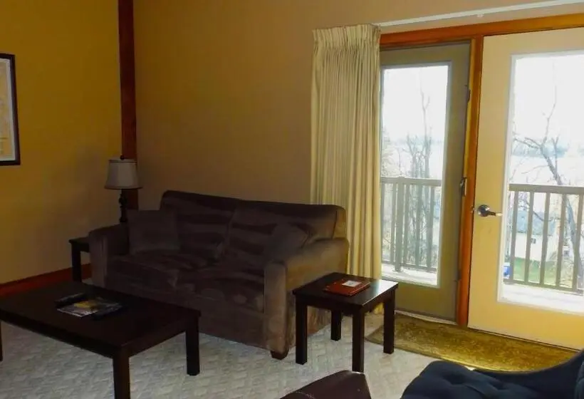 スイート, Timberland Inn
