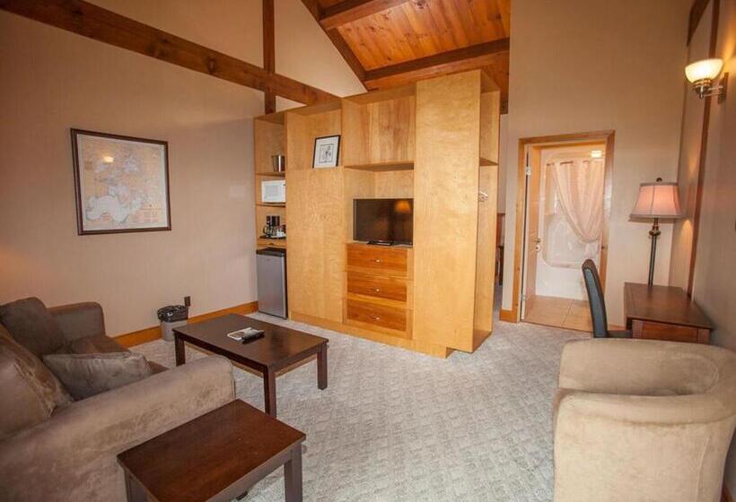 جناح, Timberland Inn