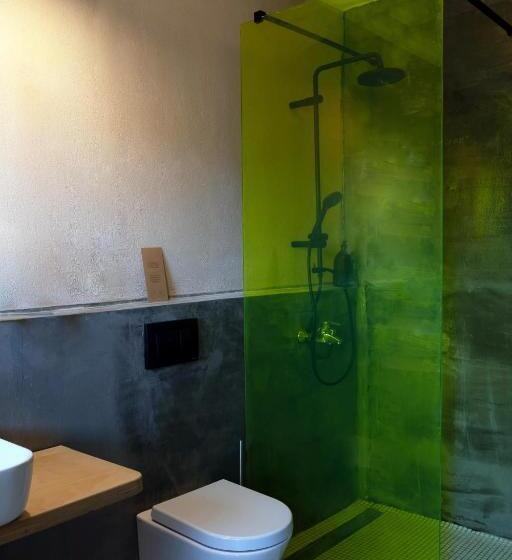 סוויטה משפחתית, Ecosuites